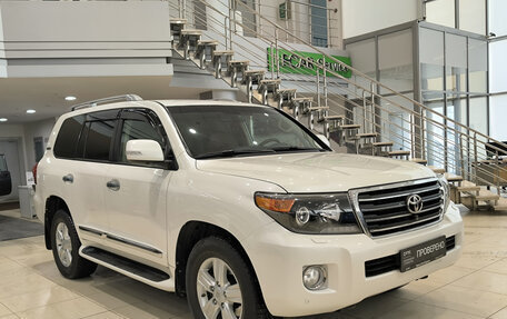 Toyota Land Cruiser 200, 2015 год, 3 990 000 рублей, 3 фотография