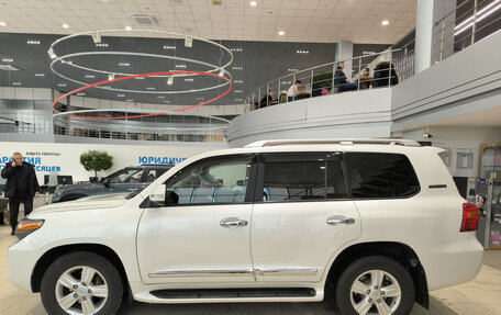 Toyota Land Cruiser 200, 2015 год, 3 990 000 рублей, 10 фотография