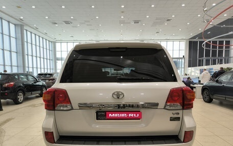 Toyota Land Cruiser 200, 2015 год, 3 990 000 рублей, 7 фотография