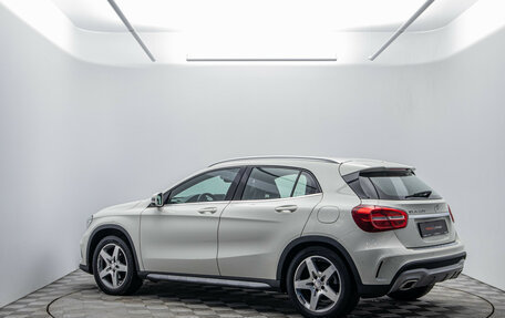 Mercedes-Benz GLA, 2015 год, 1 620 000 рублей, 6 фотография