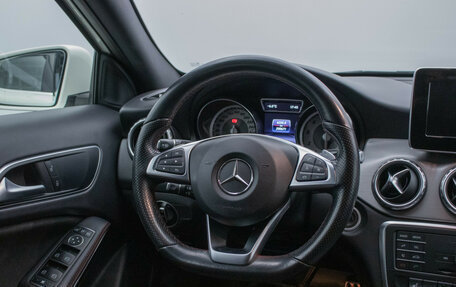 Mercedes-Benz GLA, 2015 год, 1 620 000 рублей, 15 фотография
