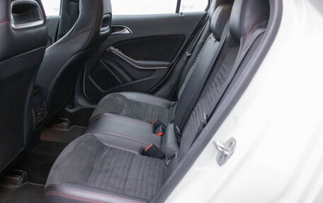 Mercedes-Benz GLA, 2015 год, 1 620 000 рублей, 12 фотография