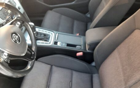 Volkswagen Passat B8 рестайлинг, 2016 год, 1 880 000 рублей, 10 фотография