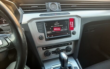 Volkswagen Passat B8 рестайлинг, 2016 год, 1 880 000 рублей, 7 фотография