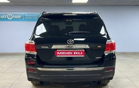 Toyota Highlander III, 2011 год, 2 050 000 рублей, 6 фотография