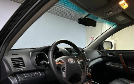 Toyota Highlander III, 2011 год, 2 050 000 рублей, 10 фотография