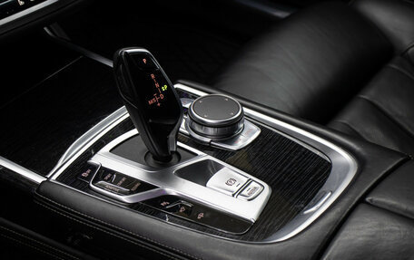 BMW 7 серия, 2019 год, 5 800 000 рублей, 19 фотография