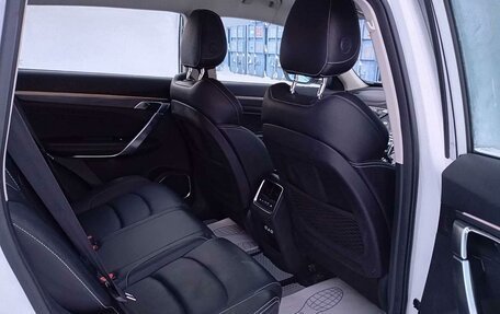 Geely Atlas, 2022 год, 1 930 000 рублей, 6 фотография