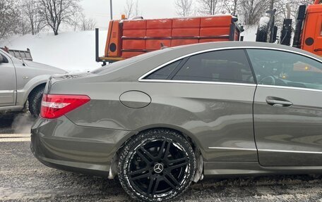 Mercedes-Benz E-Класс, 2011 год, 1 550 000 рублей, 8 фотография