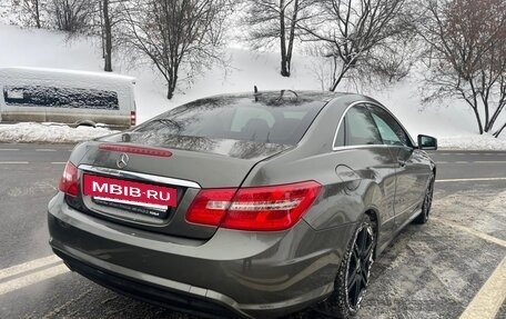 Mercedes-Benz E-Класс, 2011 год, 1 550 000 рублей, 10 фотография