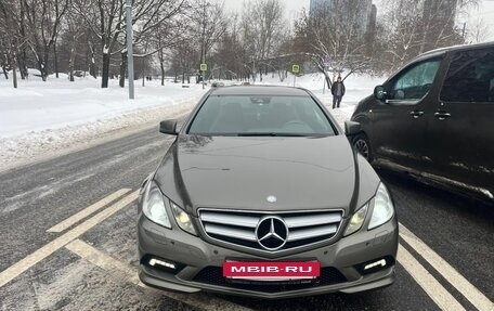 Mercedes-Benz E-Класс, 2011 год, 1 550 000 рублей, 4 фотография