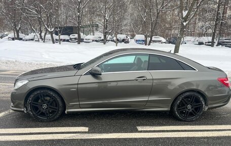 Mercedes-Benz E-Класс, 2011 год, 1 550 000 рублей, 17 фотография