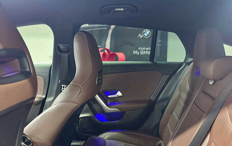 Mercedes-Benz CLA, 2019 год, 3 197 000 рублей, 10 фотография