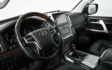 Toyota Land Cruiser 200, 2015 год, 4 690 000 рублей, 9 фотография