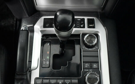 Toyota Land Cruiser 200, 2015 год, 4 690 000 рублей, 11 фотография