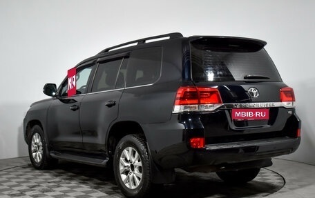 Toyota Land Cruiser 200, 2015 год, 4 690 000 рублей, 7 фотография