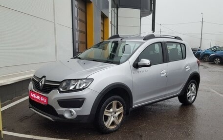 Renault Sandero II рестайлинг, 2018 год, 1 000 000 рублей, 1 фотография