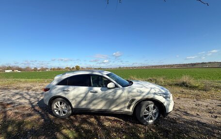 Infiniti QX70, 2016 год, 2 400 000 рублей, 9 фотография