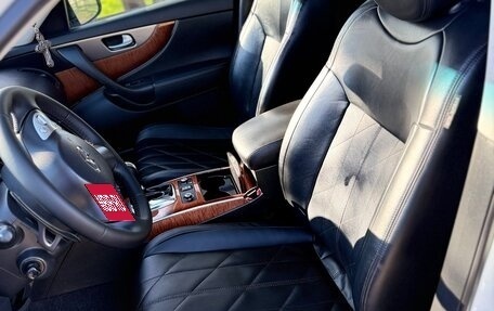 Infiniti QX70, 2016 год, 2 400 000 рублей, 7 фотография