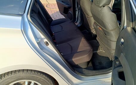 Toyota Prius IV XW50, 2017 год, 1 650 000 рублей, 9 фотография