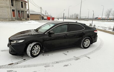 Toyota Camry, 2021 год, 2 900 000 рублей, 2 фотография