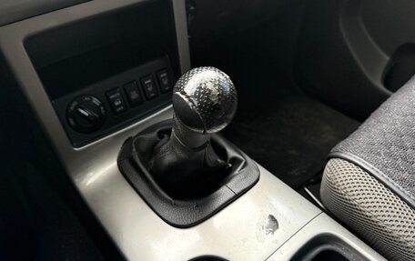 Nissan Pathfinder, 2006 год, 940 000 рублей, 17 фотография