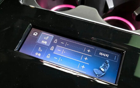 Lincoln Navigator, 2023 год, 12 770 000 рублей, 17 фотография