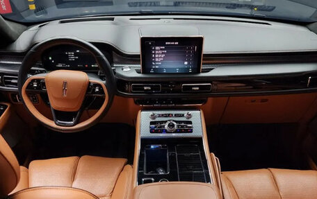 Lincoln Aviator II, 2023 год, 9 580 000 рублей, 5 фотография