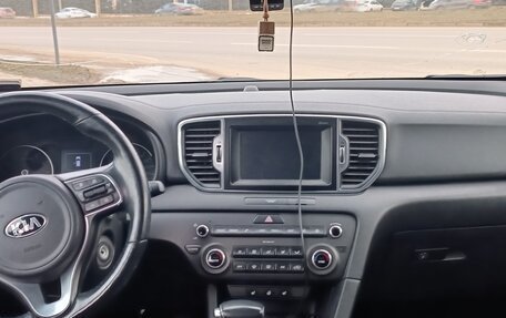 KIA Sportage IV рестайлинг, 2017 год, 2 250 000 рублей, 6 фотография