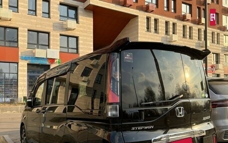 Honda Stepwgn IV, 2019 год, 2 490 000 рублей, 4 фотография