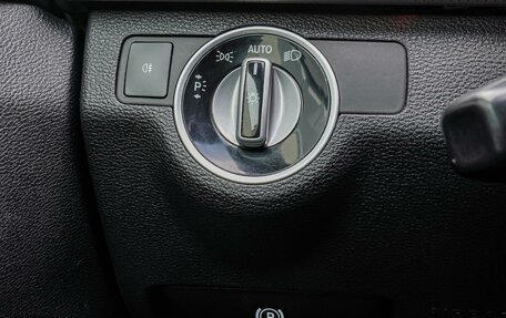 Mercedes-Benz E-Класс, 2011 год, 1 740 000 рублей, 17 фотография