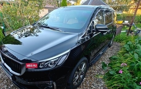 KIA Carnival III, 2020 год, 4 250 000 рублей, 3 фотография