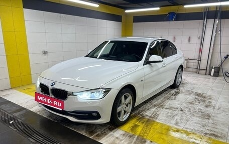 BMW 3 серия, 2015 год, 2 400 000 рублей, 2 фотография