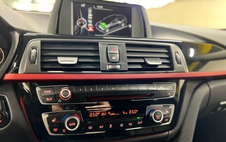 BMW 3 серия, 2015 год, 2 400 000 рублей, 12 фотография