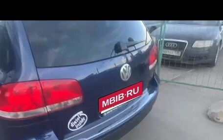 Volkswagen Touareg III, 2004 год, 550 000 рублей, 8 фотография