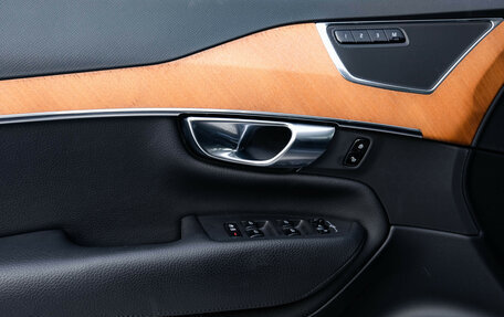 Volvo XC90 II рестайлинг, 2022 год, 5 875 000 рублей, 19 фотография