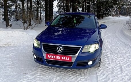 Volkswagen Passat B6, 2008 год, 735 000 рублей, 2 фотография