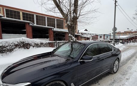 BMW 7 серия, 2016 год, 2 700 000 рублей, 4 фотография