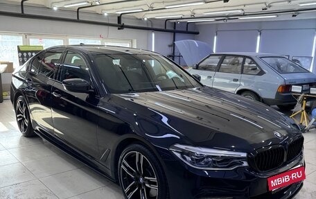 BMW 5 серия, 2018 год, 4 100 000 рублей, 3 фотография