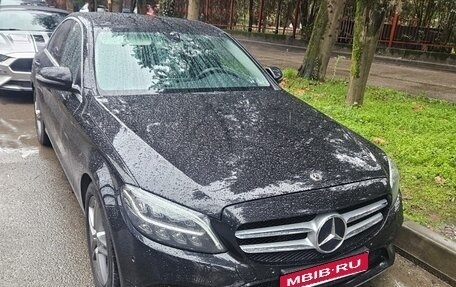 Mercedes-Benz C-Класс, 2019 год, 2 500 000 рублей, 1 фотография