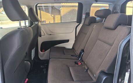 Toyota Sienta II, 2015 год, 1 450 000 рублей, 11 фотография