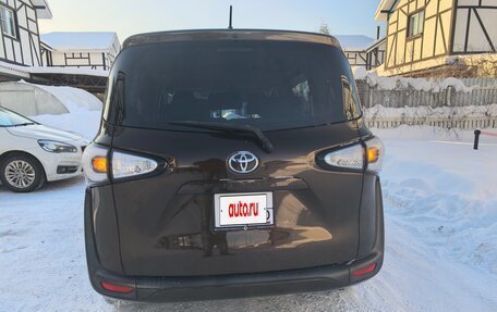 Toyota Sienta II, 2015 год, 1 450 000 рублей, 7 фотография