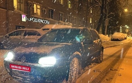 Volkswagen Golf IV, 2000 год, 290 000 рублей, 2 фотография