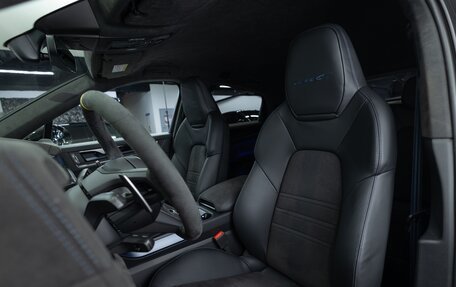 Porsche Cayenne III, 2025 год, 32 390 000 рублей, 11 фотография