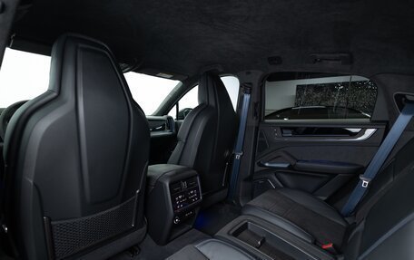 Porsche Cayenne III, 2025 год, 32 390 000 рублей, 27 фотография