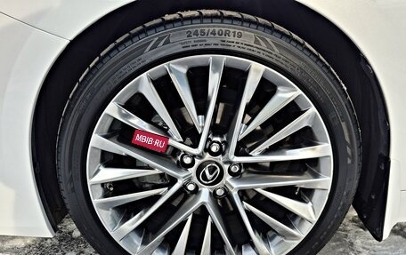 Lexus ES VII, 2016 год, 3 150 000 рублей, 31 фотография