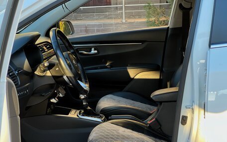 KIA Rio IV, 2020 год, 1 575 000 рублей, 14 фотография