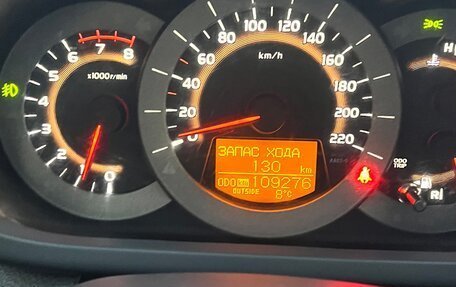 Toyota RAV4, 2011 год, 1 830 000 рублей, 8 фотография