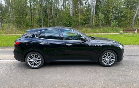 Maserati Levante I, 2019 год, 4 700 000 рублей, 5 фотография