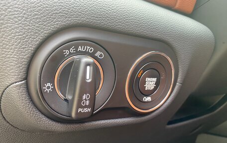 Maserati Levante I, 2019 год, 4 700 000 рублей, 14 фотография